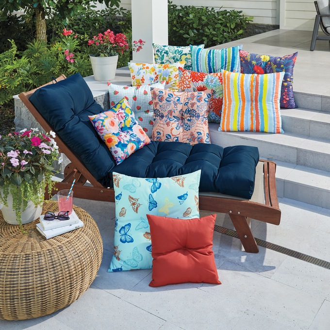 Set of 2 Pillows, , large
