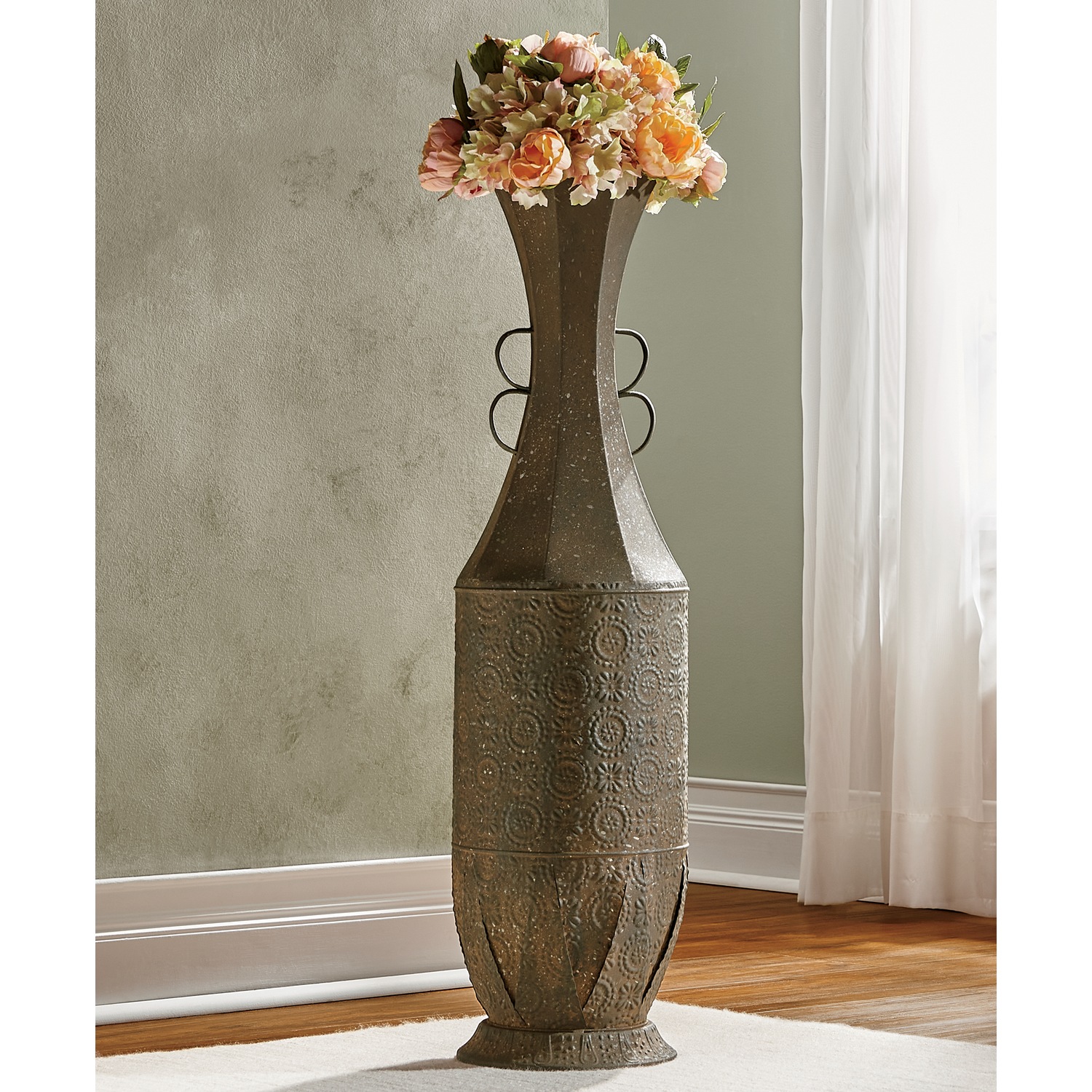 Vaughn Oversized Metal Vase Midnight Velvet