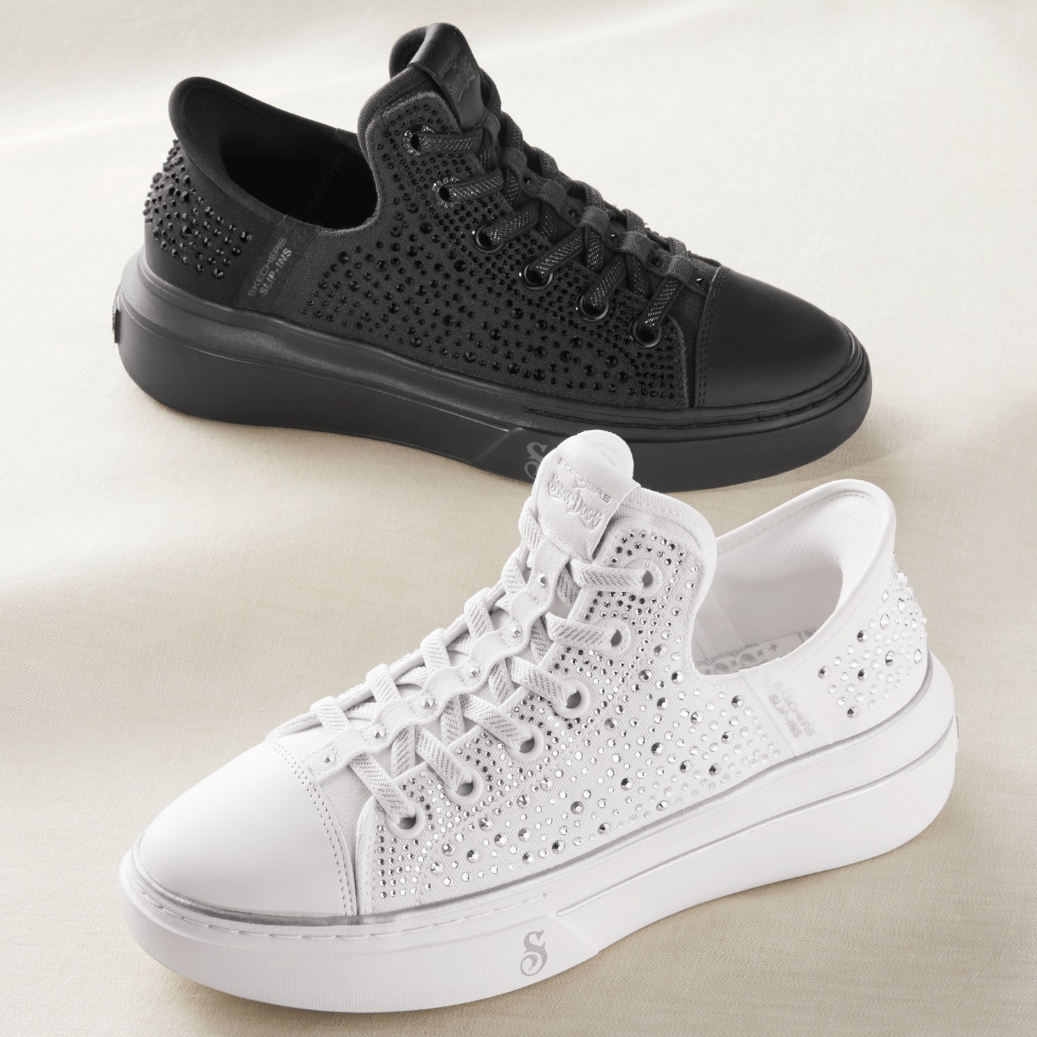 シラー&アヴェンチュレッセンス　サンムーンストーンスフィア Skechers Women's Slip-Ins Snoop One Rhinestone Shoe | Midnight Velvet