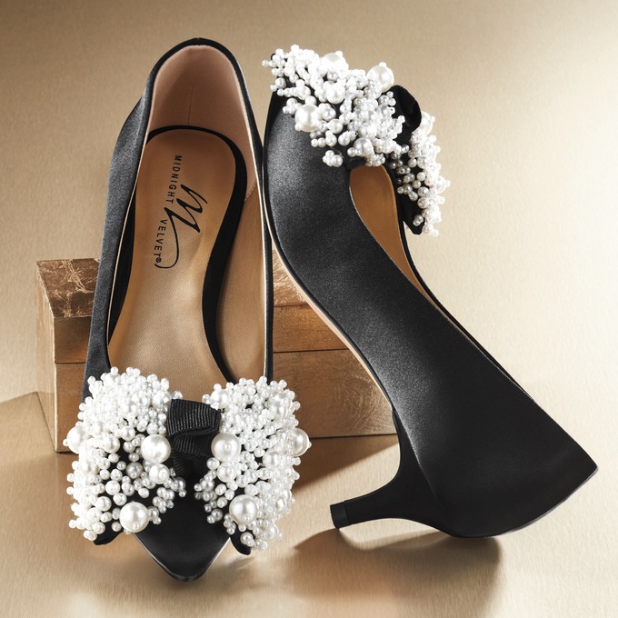 Midnight Velvet Pearl-Bow Pump, , large