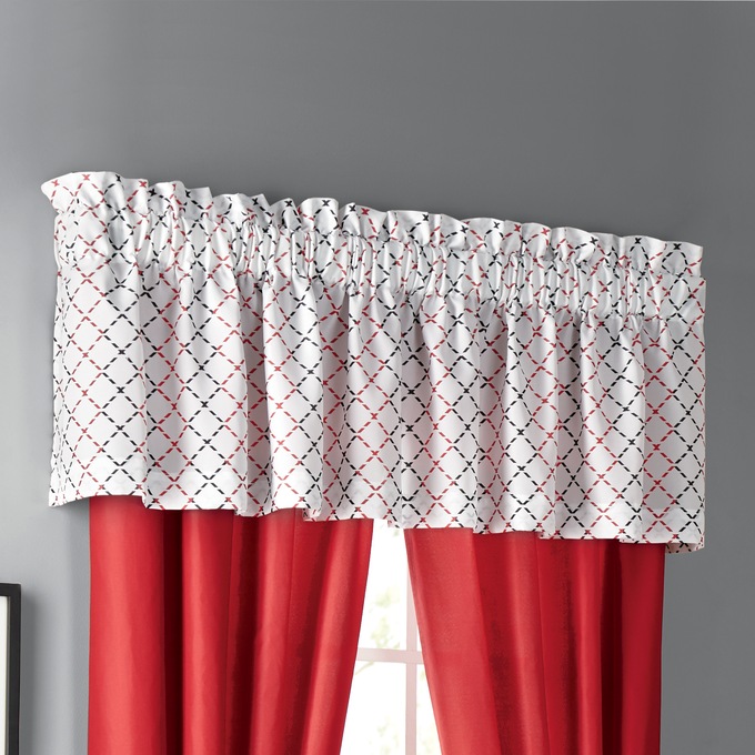 Melina Valance, , large