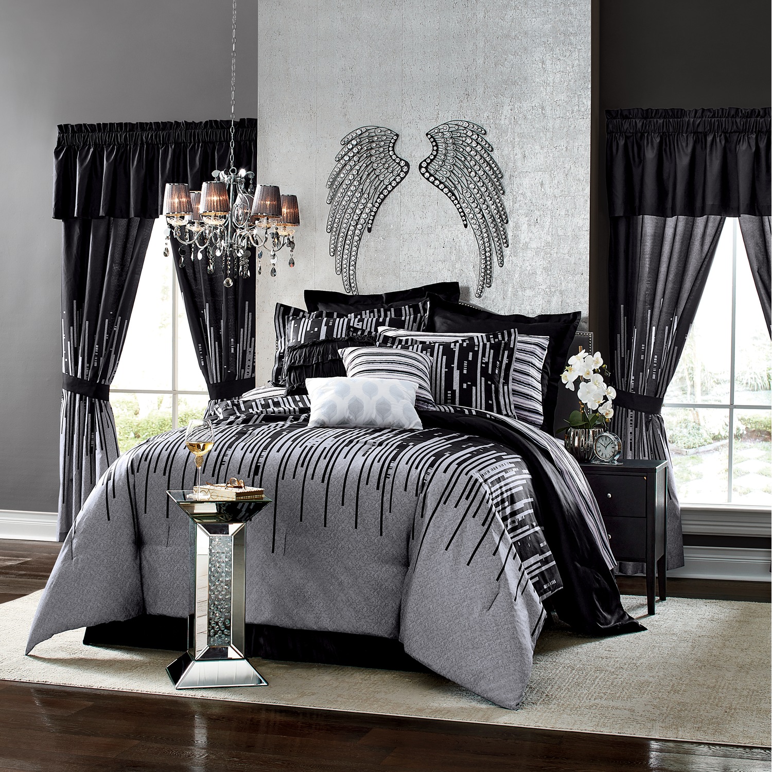 Black and silver clearance queen comforter set