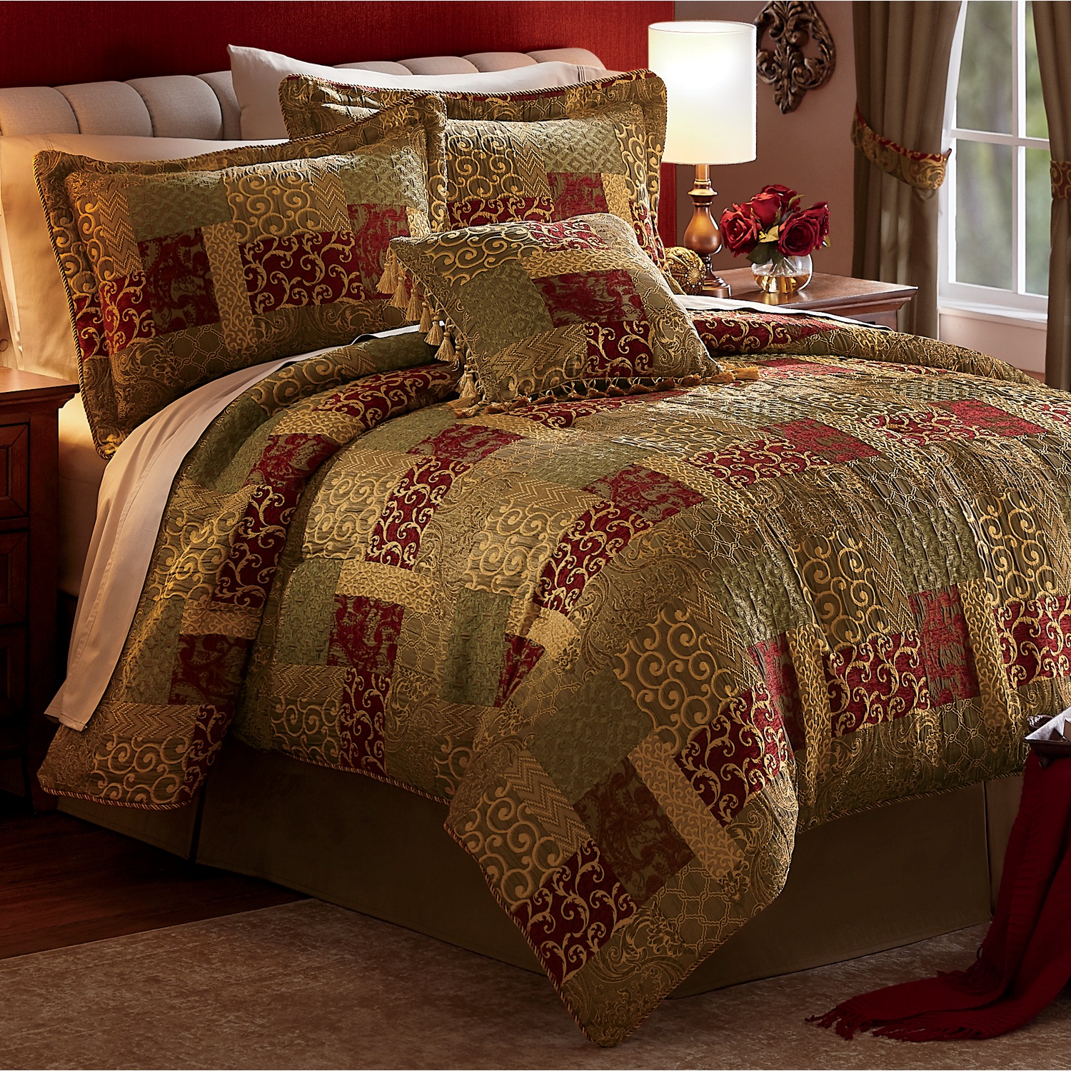 Berkshire Jacquard Comforter Set Midnight Velvet