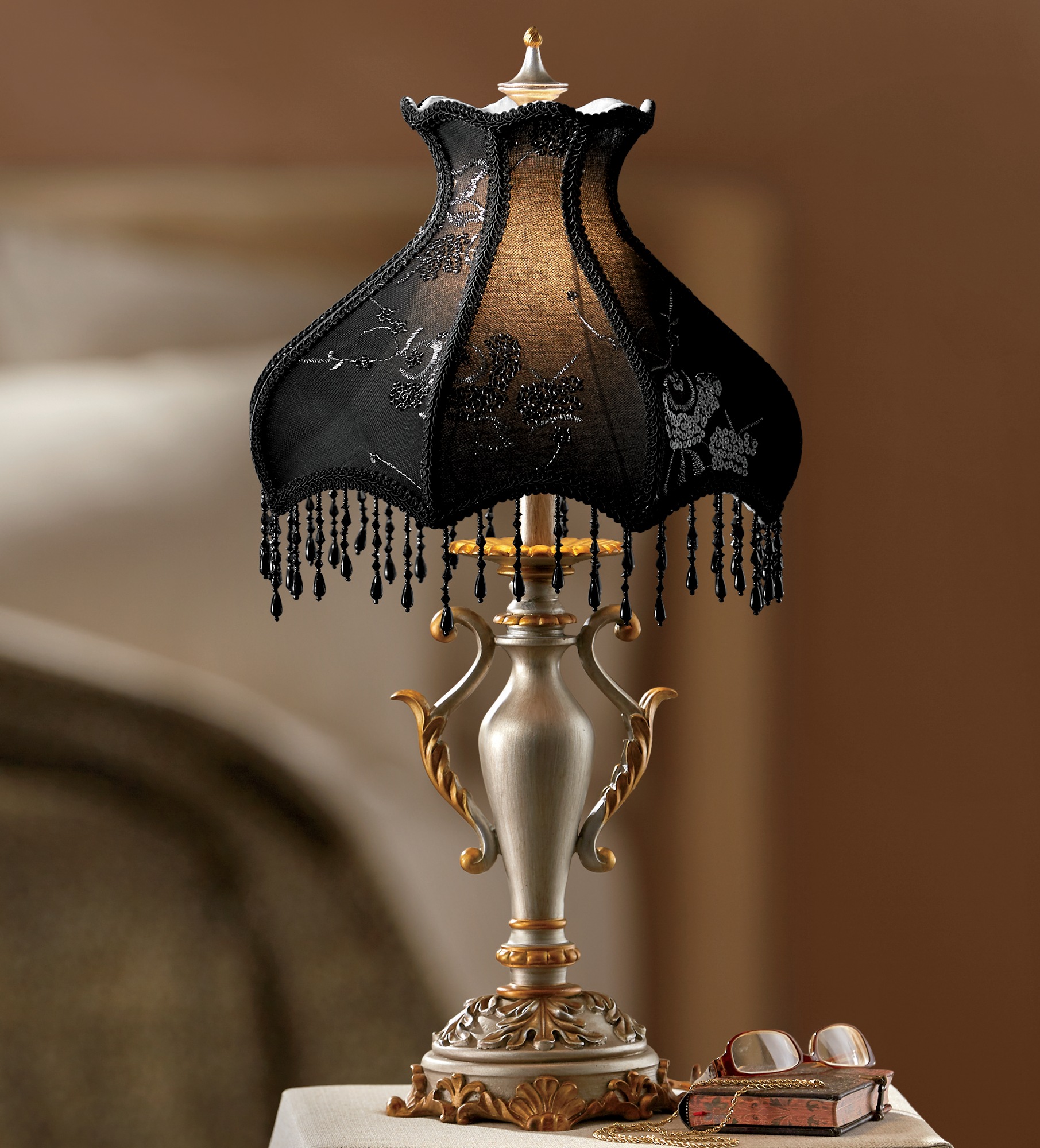 ornate table lamp