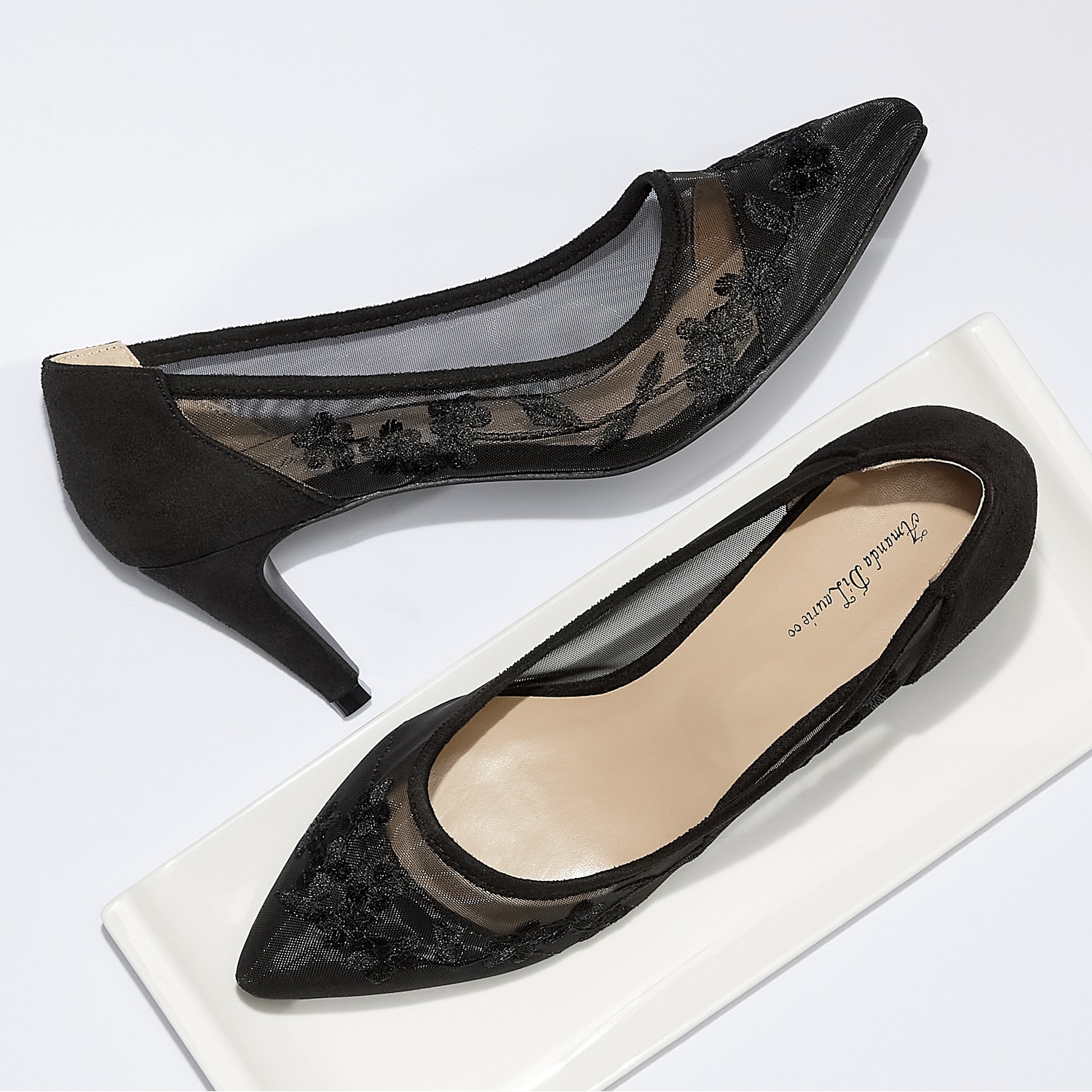 helena mesh lace pump