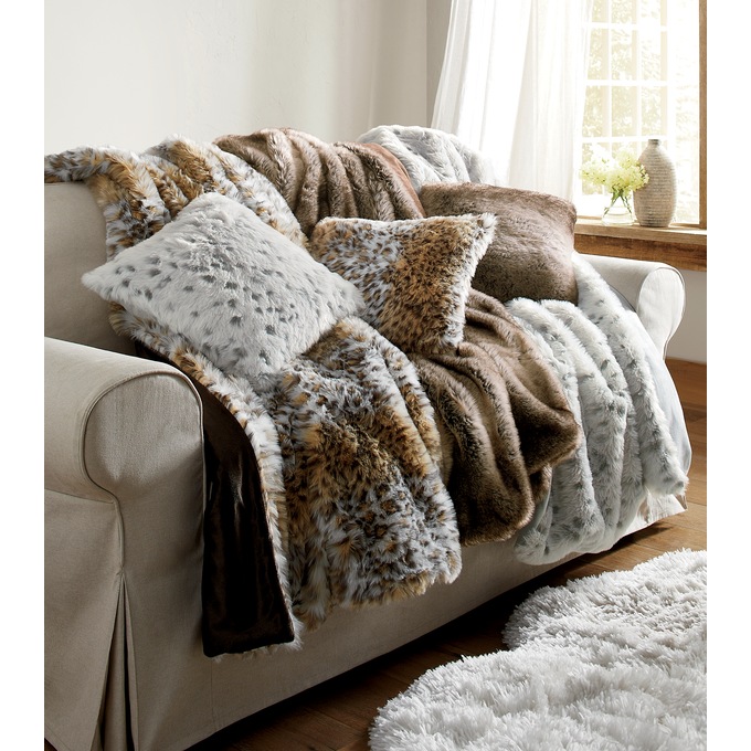 Faux fur throws and pillows 2025