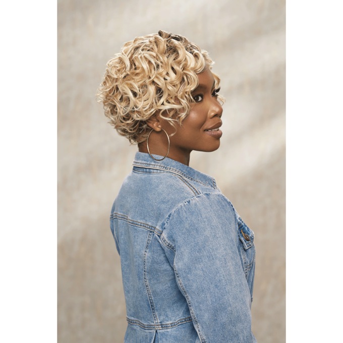 Sandra Wig, Brown Blonde, large