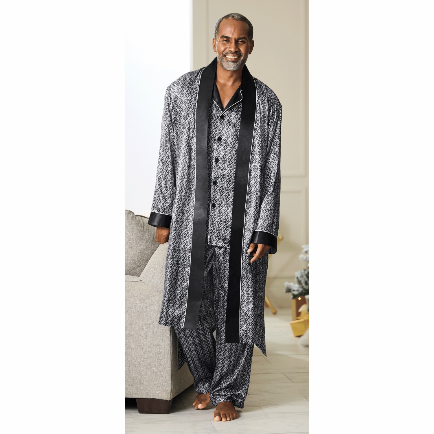 Black/White Pajamas/Robe by Steve Harvey | Midnight Velvet