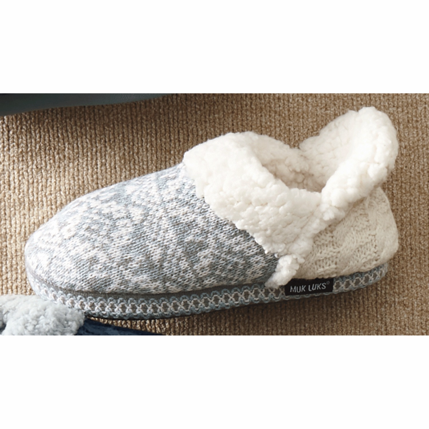 MUK LUKS Women s Magdalena Slipper Midnight Velvet