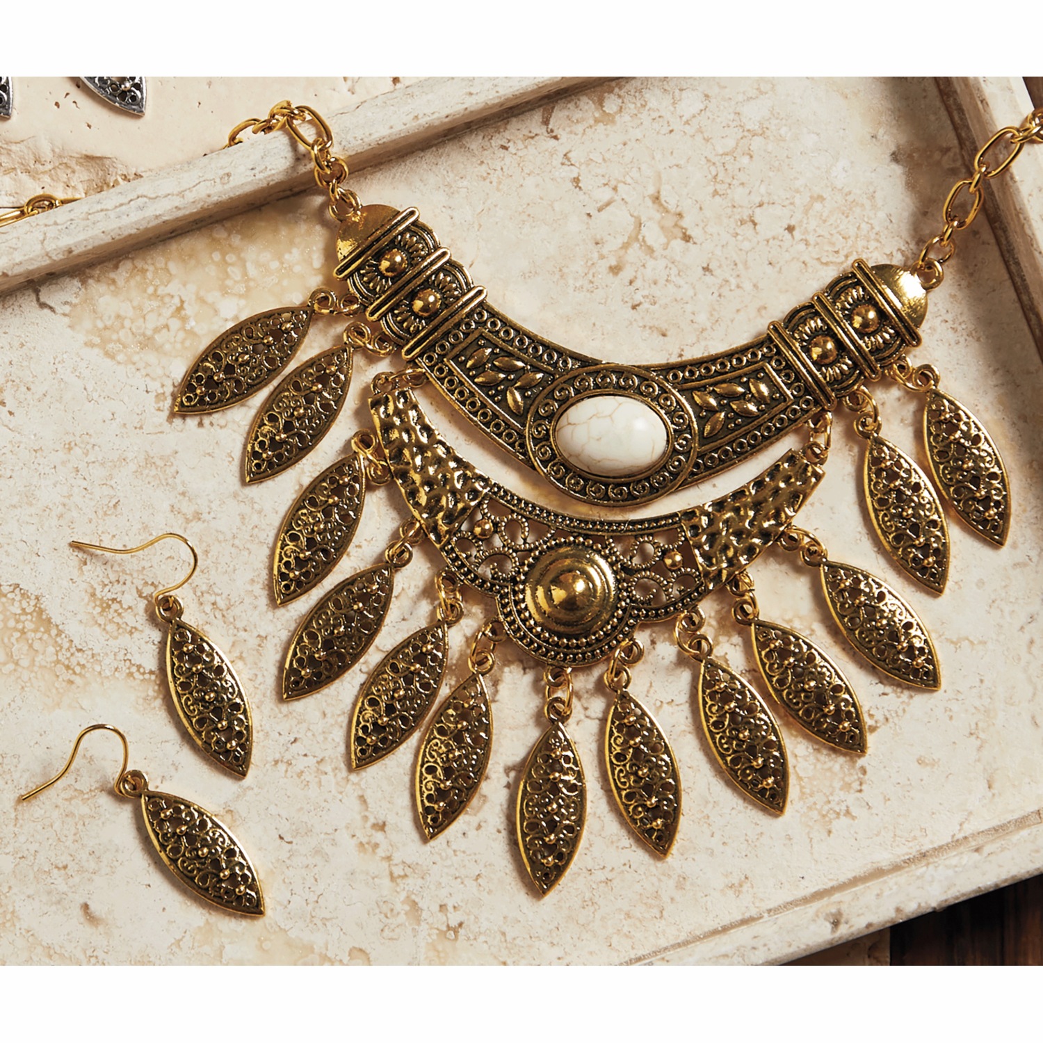 Feather necklace and best sale earring set