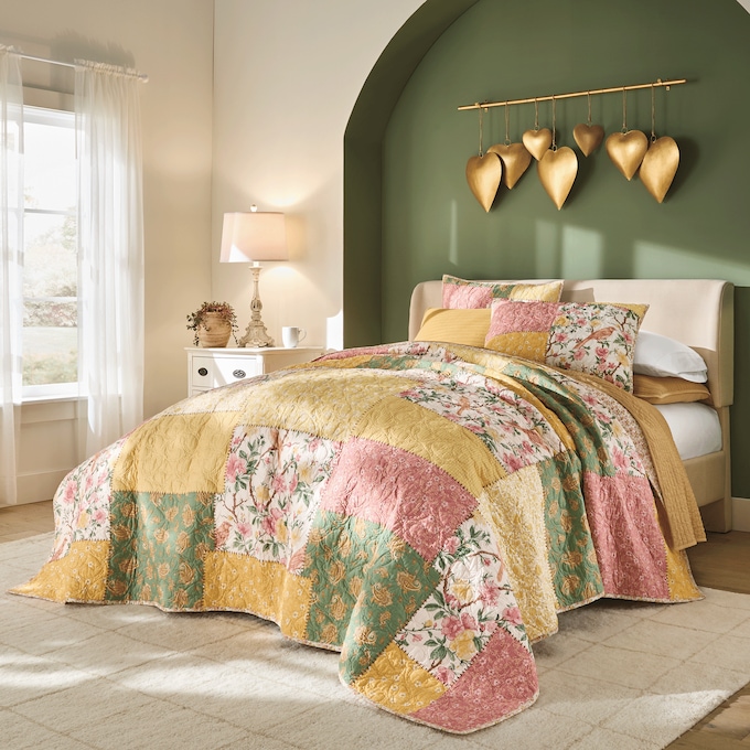 Gabrielle Oversized Quilt, , large