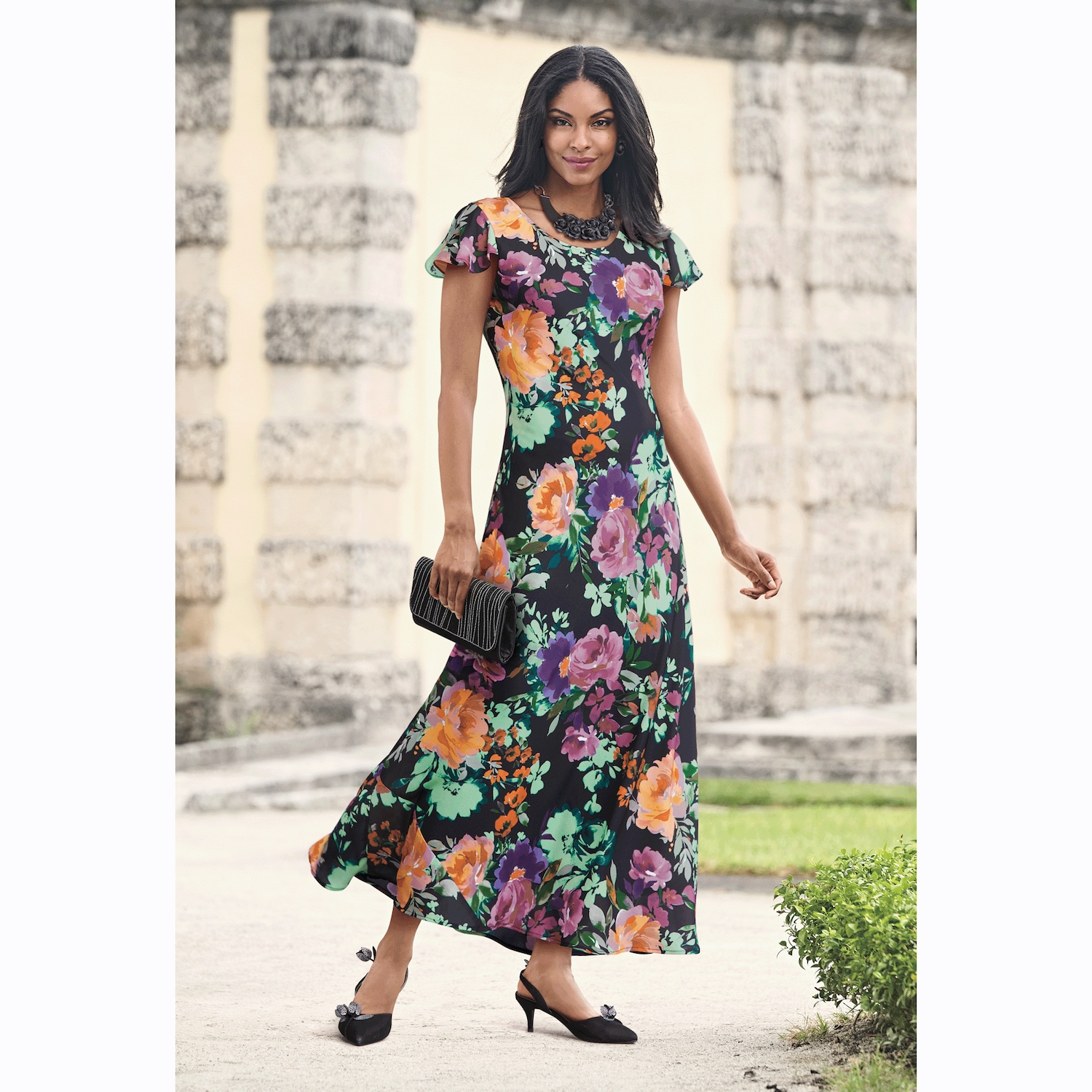 Makenzie Flowy Maxi Dress with Floral Pattern and Flutter Sleeves