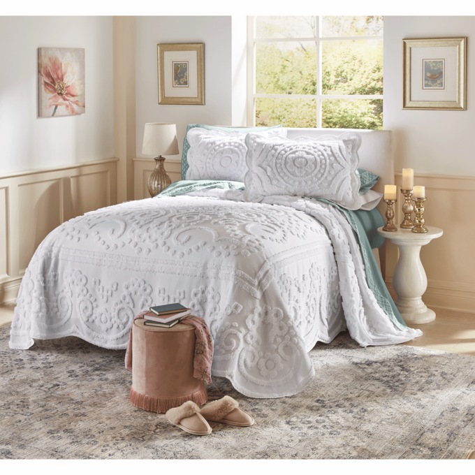 Scallop Chenille Bedspread, , large