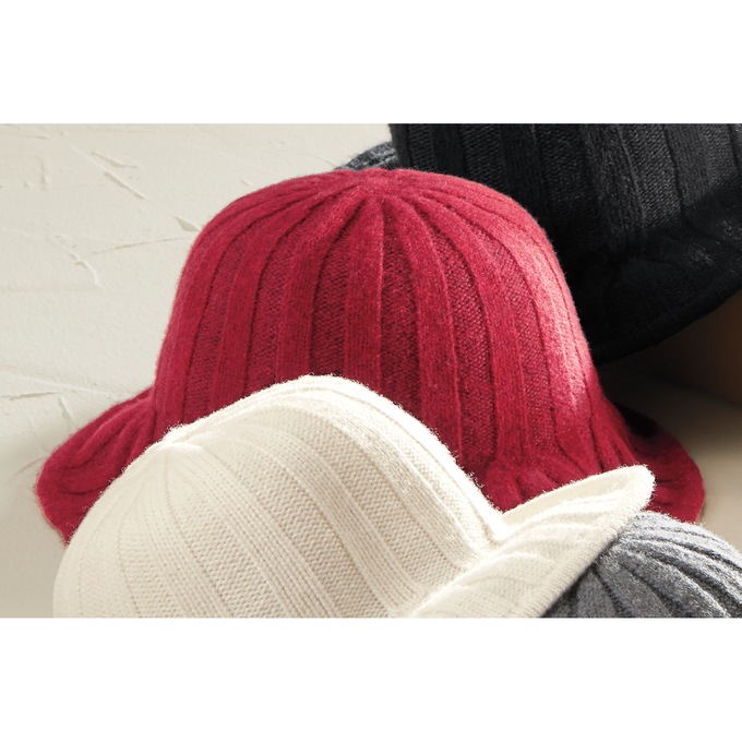Wool Blend Women's Round Hat with Ribbed Jersey Knit Pattern, Wine, large