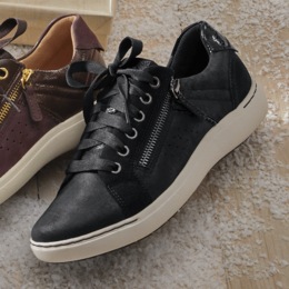 Clarks Women's Nalle Zen Shoe, , large