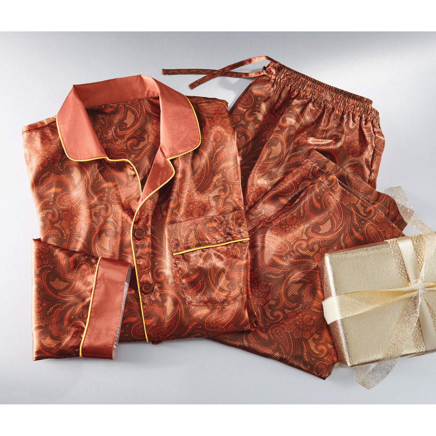 Steve harvey silk pajamas clearance